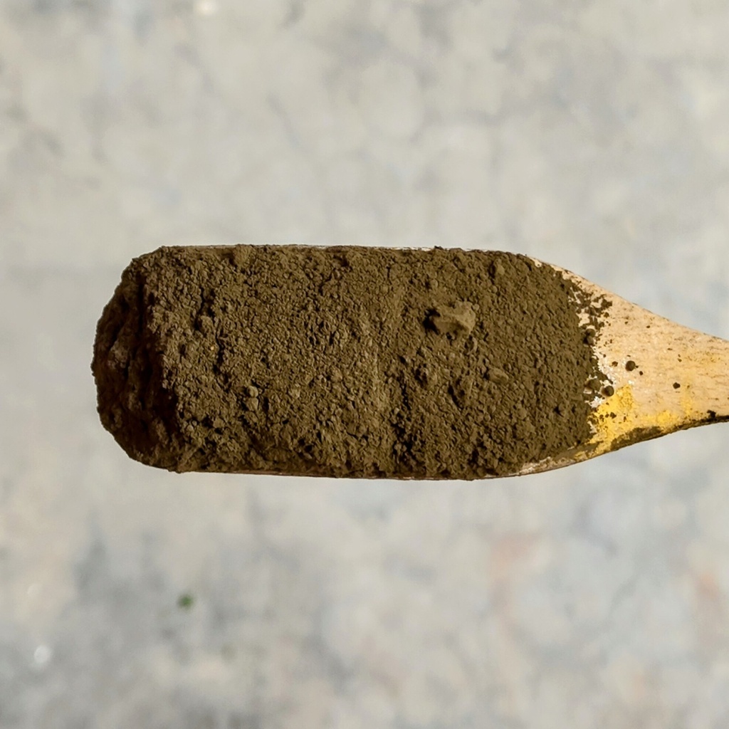 Stoopen & Meeûs poederpigment omber 8505, per kg afgevuld